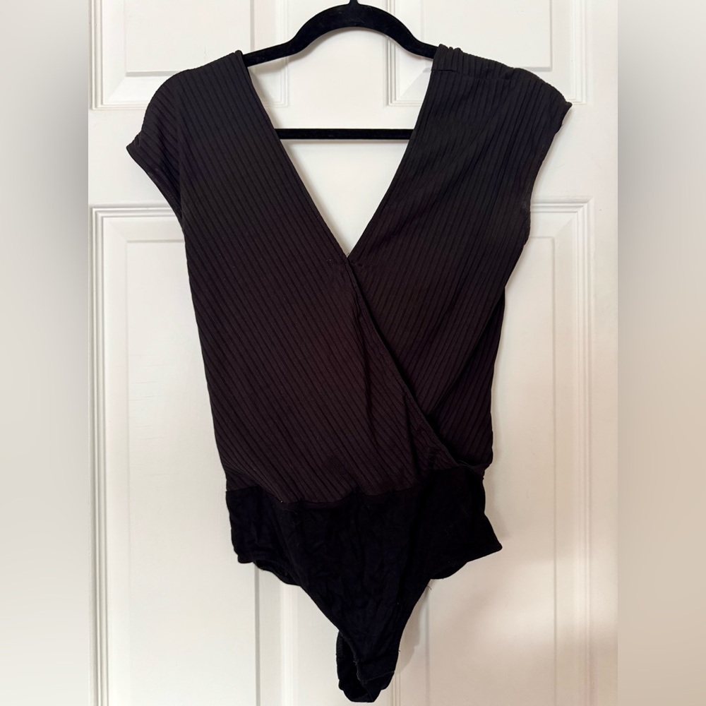 Zara deep-V bodysuit S